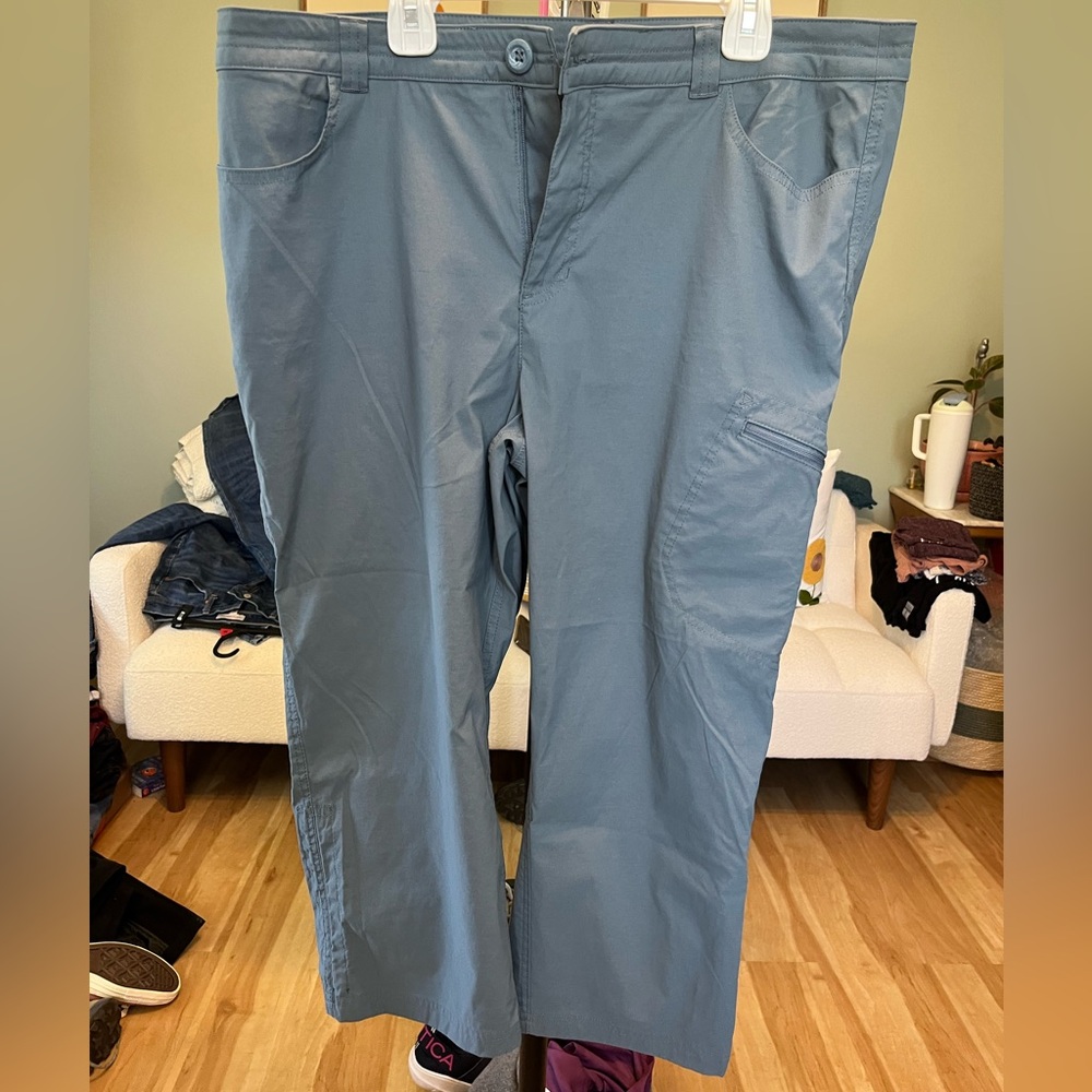 Eddie Bauer Slate Blue Women's Cargo Pants